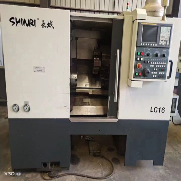 Tornio CNC LG16