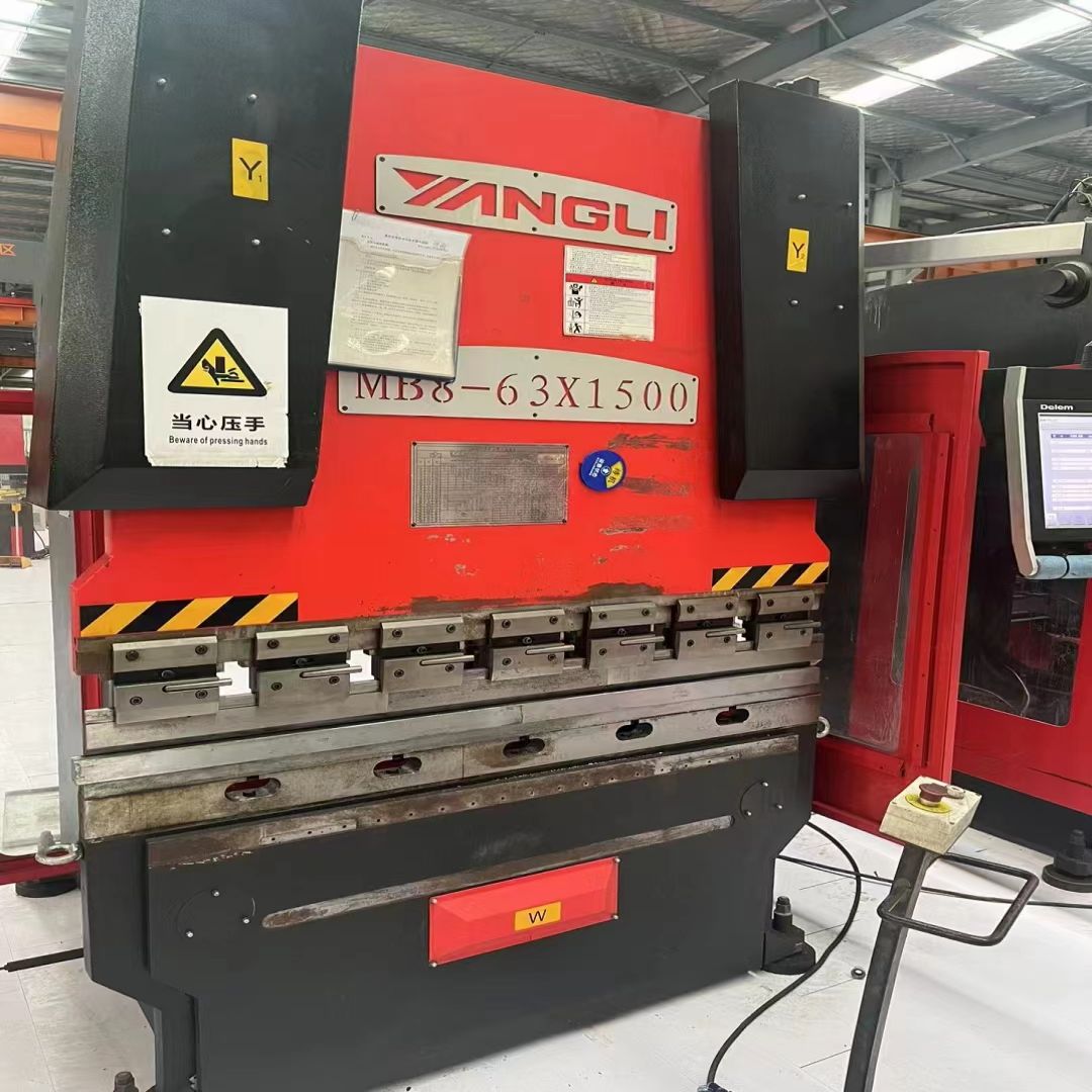 Used YANGLI 63T1500 Press Brake Used YANGLI 63T1500 Press Brake