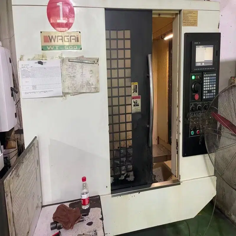 WT-500 Machining Center WT-500 Machining Center