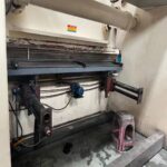 중고 VIGERT 300T3200 프레스 브레이크