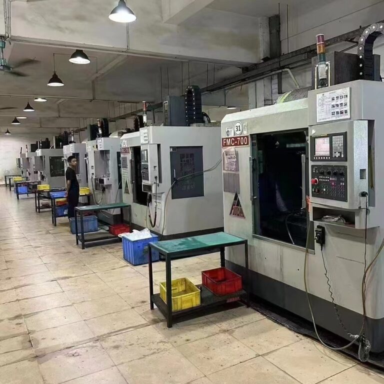 V7 Efficient Machining Center