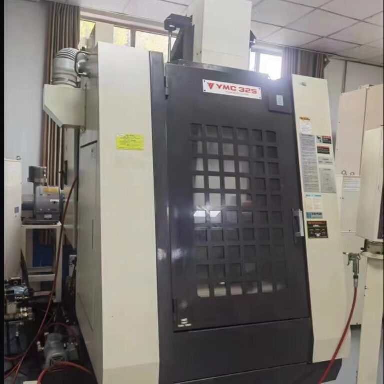 YASDA YMC325 Machining Center