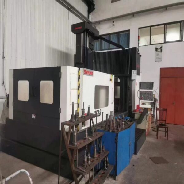 Centro de mecanizado de pórtico eficiente GSA-2518