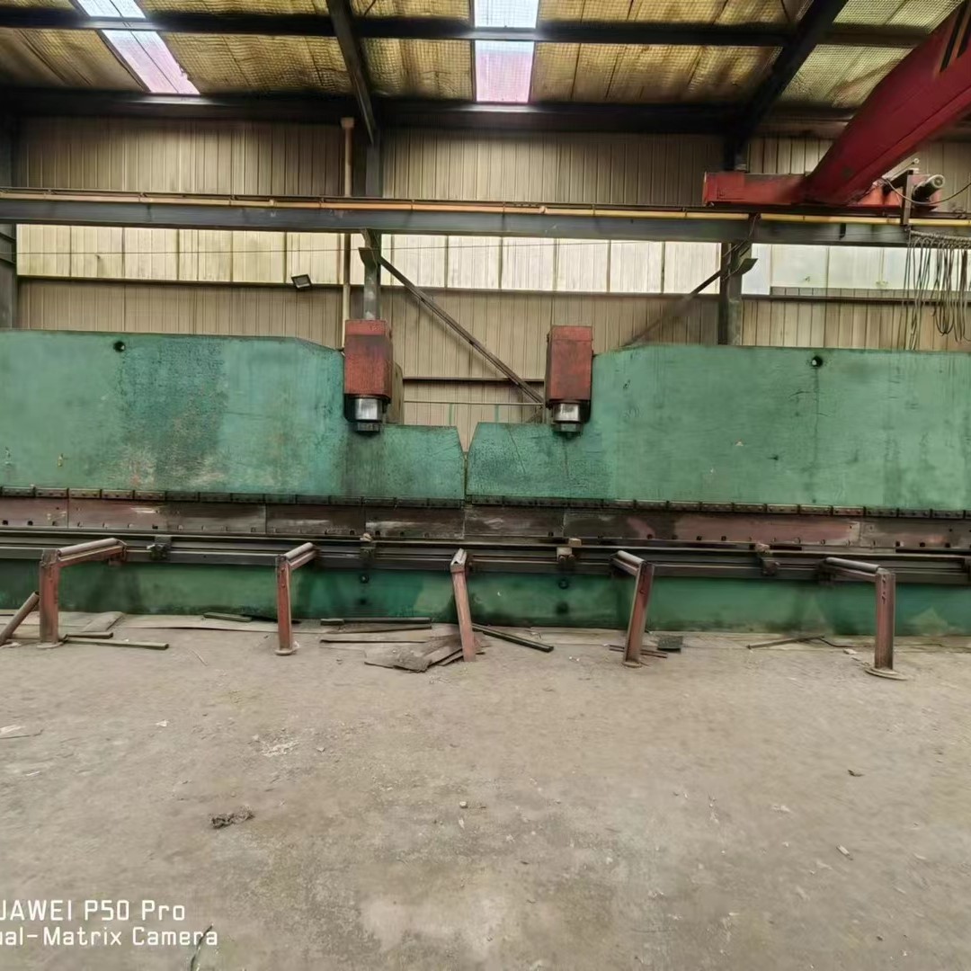 Dobladora VIGERT 300T7000 usada Dobladora VIGERT 300T7000 usada