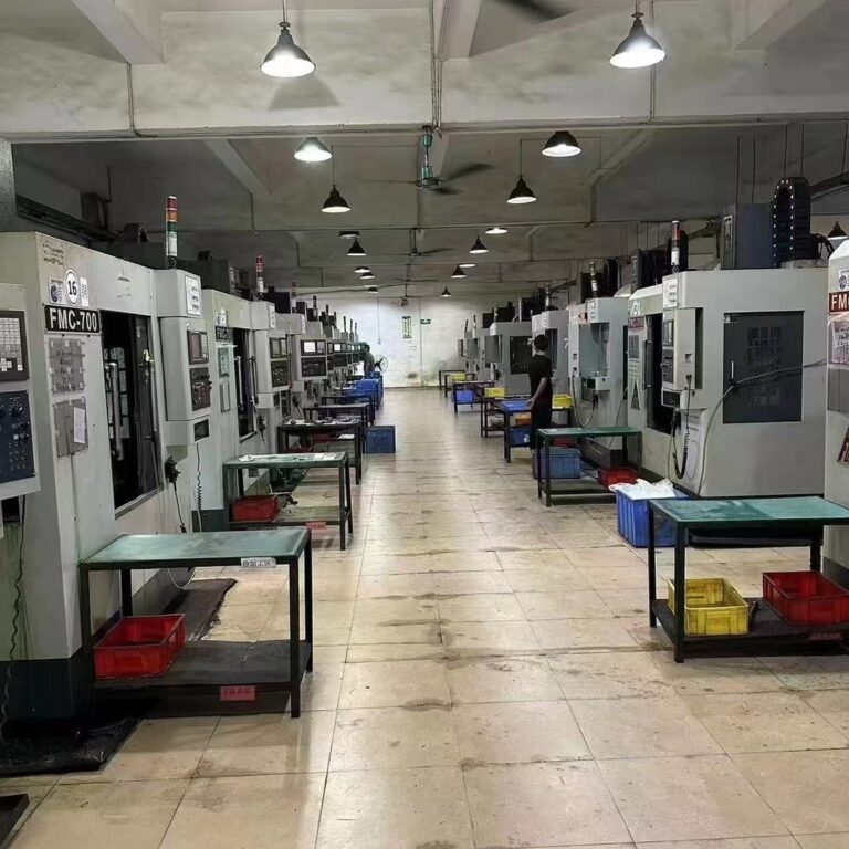 V7 Efficient Machining Center
