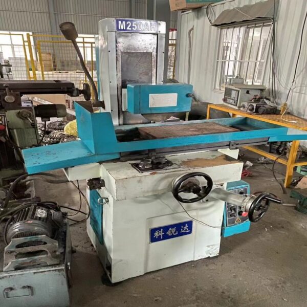 2050A Grinding Machine