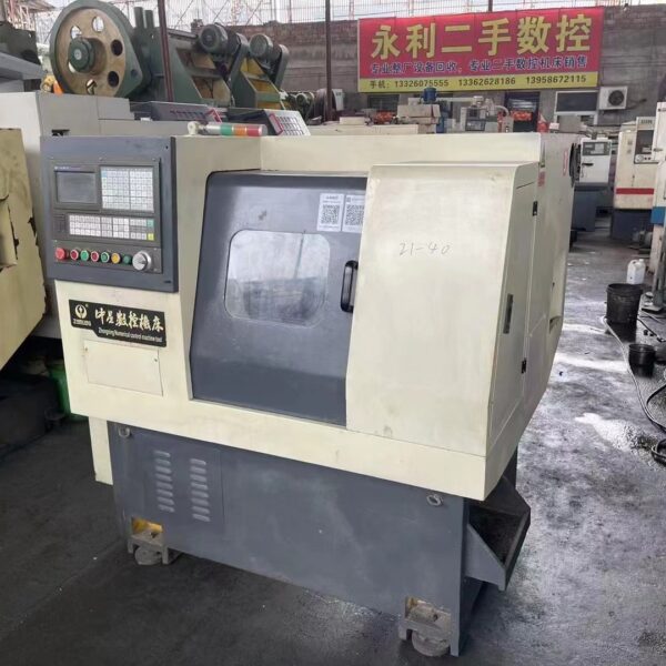 H32 Efficient CNC Lathe