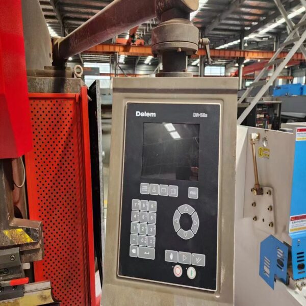 Used JFY 100T3100 Press Brake