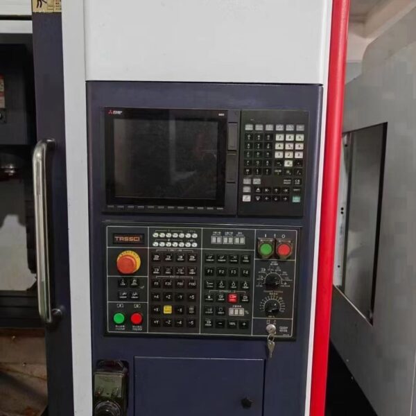 VIGERT TS-V8 Machining Center