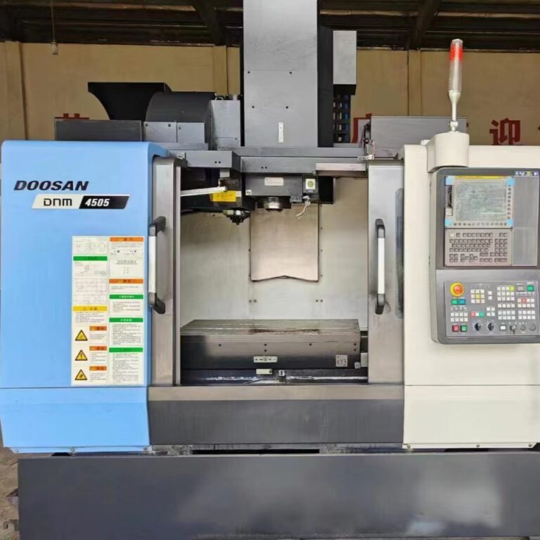Używane precyzyjne centrum obróbcze DOOSAN DNM 4505