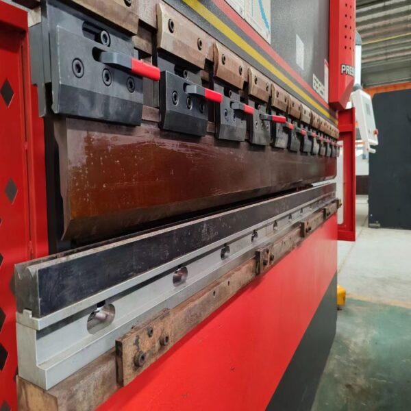 Used VIGERT 63T2500 Press Brake