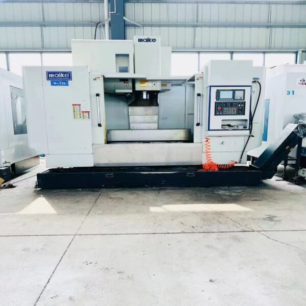 V-13L Handy Machining Center