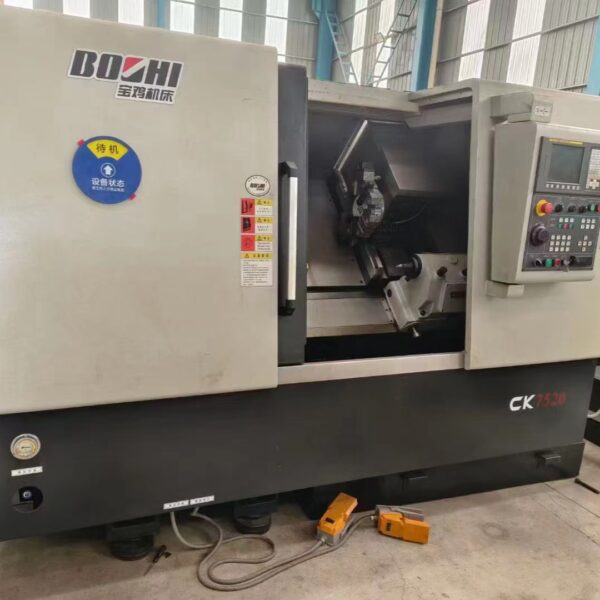VIGERT CK7520 Precise CNC Lathe