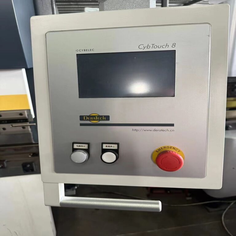 Presă de îndoit DERATECH 100T3200 second-hand