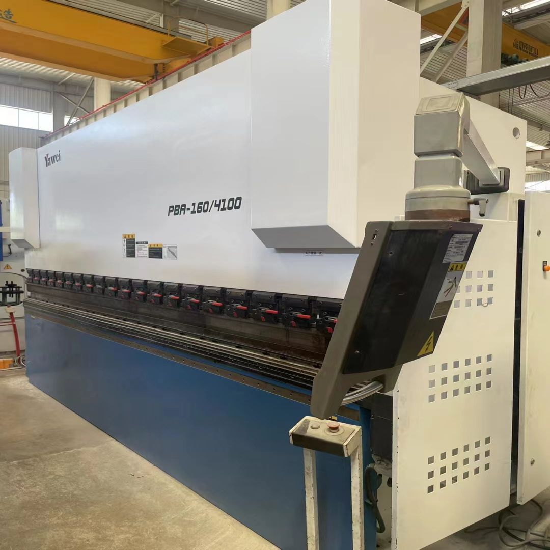 Pressa piegatrice potente YAWEI PBA160T4100 Pressa piegatrice potente YAWEI PBA160T4100