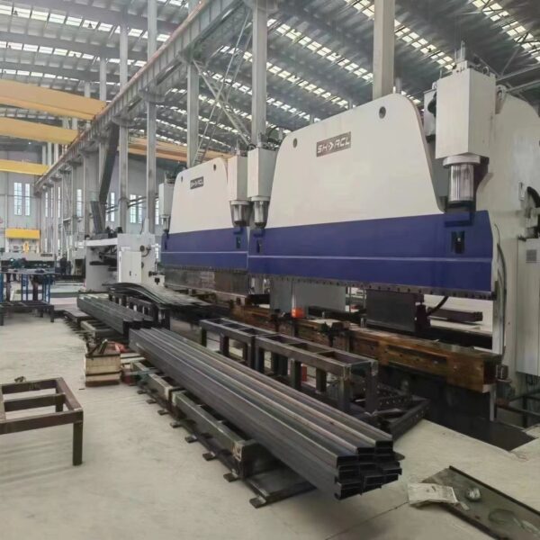 VIGERT 1000T12000 Powerful Press Brake