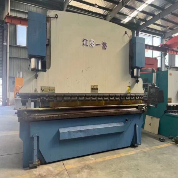 300Tton 4000 Powerful Press Brake