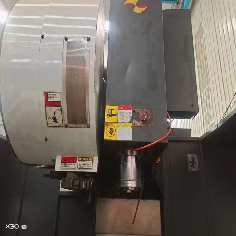 VIGERT CZ1300 Handy Machining Center