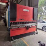Used YANGLI 200T4000 Press Brake