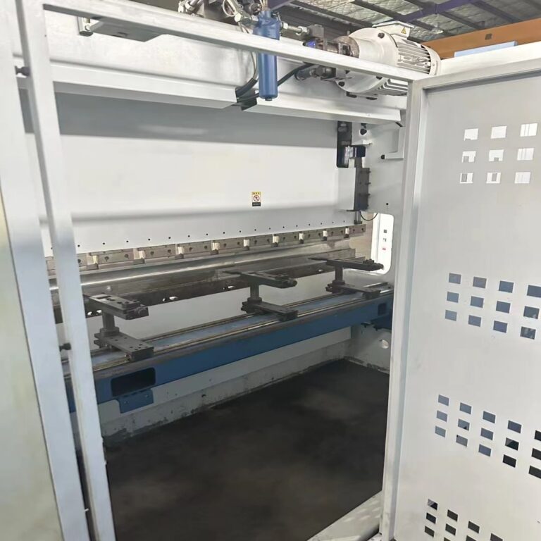 Pressa piegatrice potente YAWEI PBA 220T3100