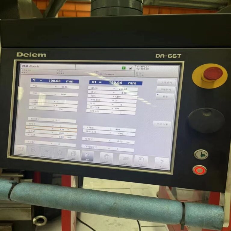 Used YANGLI 63T1500 Press Brake