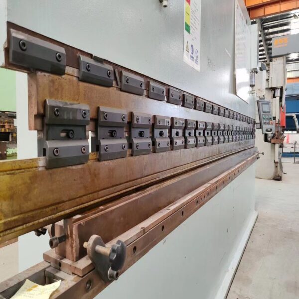 Used VIGERT 125T4500 Press Brake