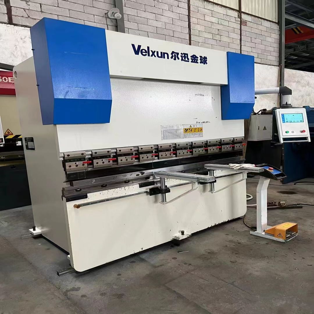 VIGERT 50T2000 Powerful CNC Press Brake VIGERT 50T2000 Powerful CNC Press Brake