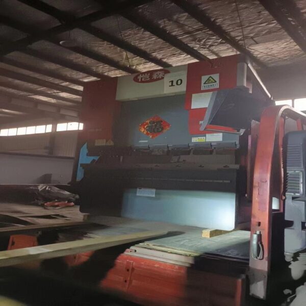 VIGERT 40T1600Powerful CNC Press Brake