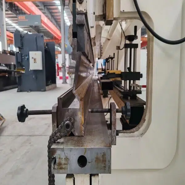 VIGERT 100T4000 Powerful CNC Press Brake
