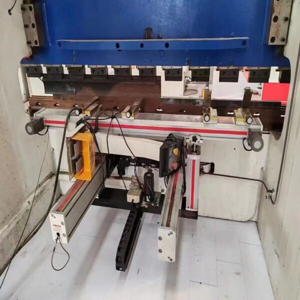 VIGERT 80T2500 Powerful CNC Press Brake