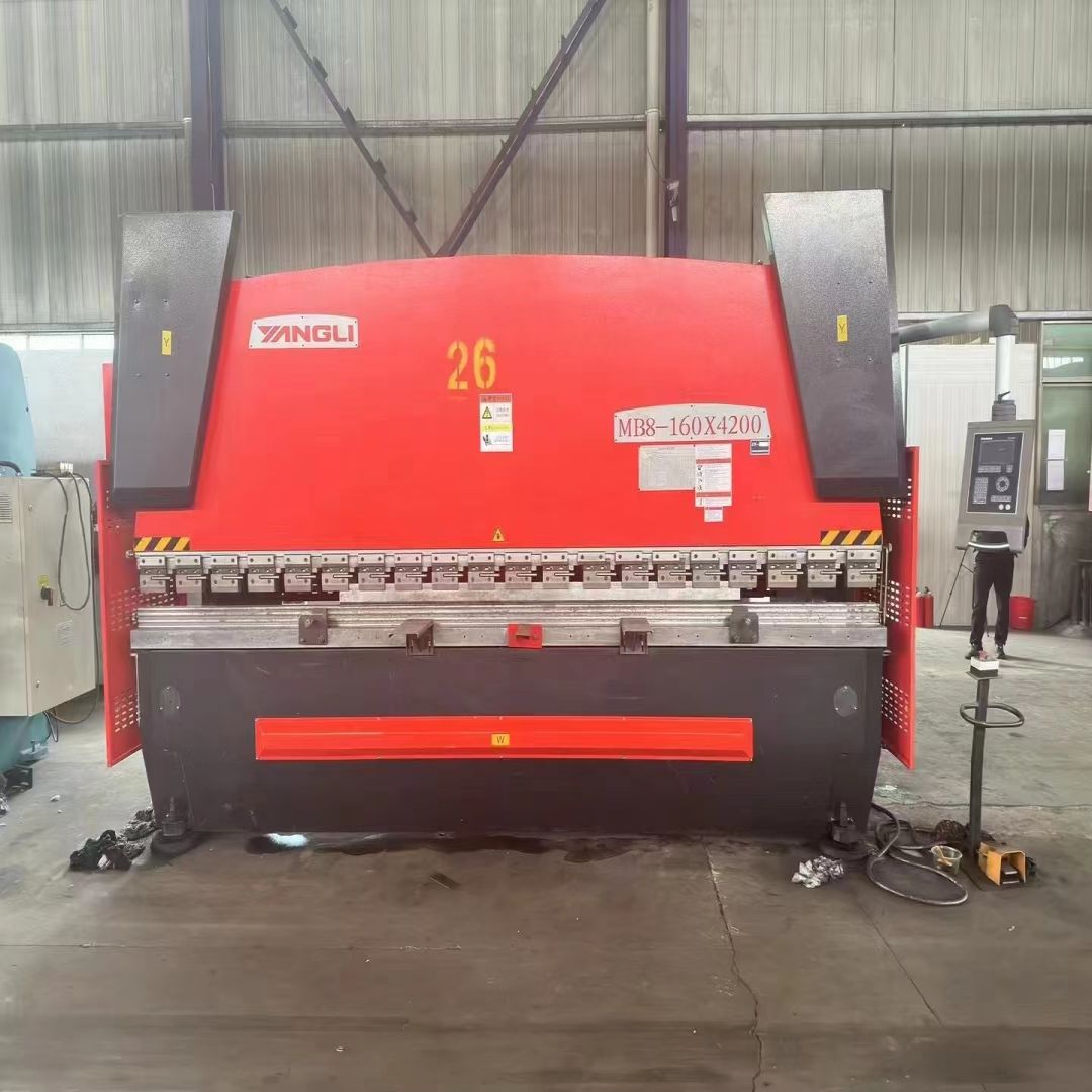 YANGLI 160T4200 Powerful CNC Press Brake YANGLI 160T4200 Powerful CNC Press Brake
