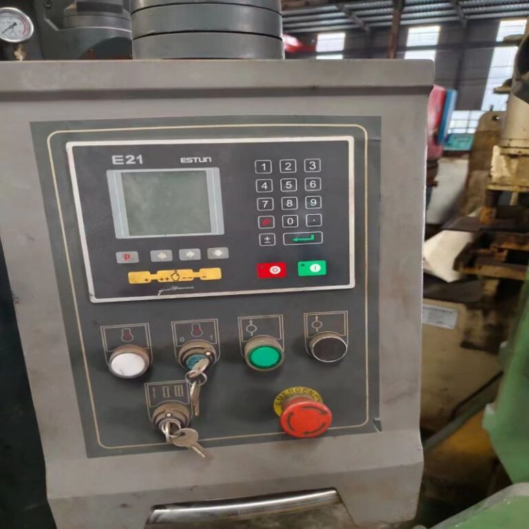 30T1300 NC Press Brake