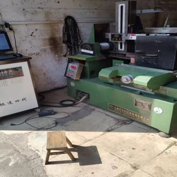 DK7732 CNC Wire-Cut Edm Machine