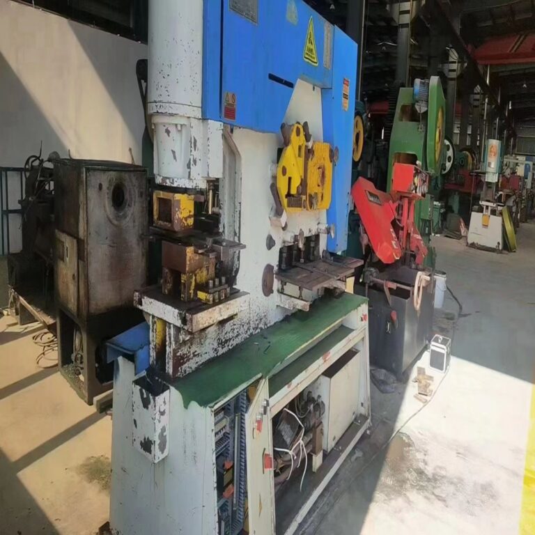 عامل حديد VIGERT Q35Y-25