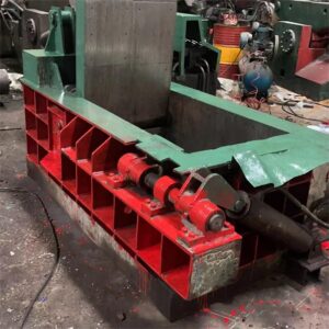  เครื่องอัดโลหะไฮดรอลิก Y81D-160 