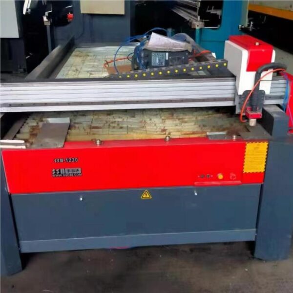 D1230 Plasma arc cutter