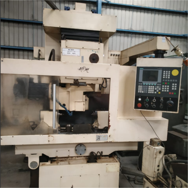 เครื่องขึ้นรูปพื้นผิวเฟือง CNC รุ่น KANZAKI350