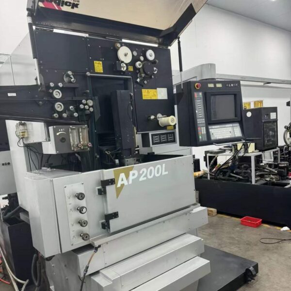 Utilizat SODICK AP200L Wire EDM