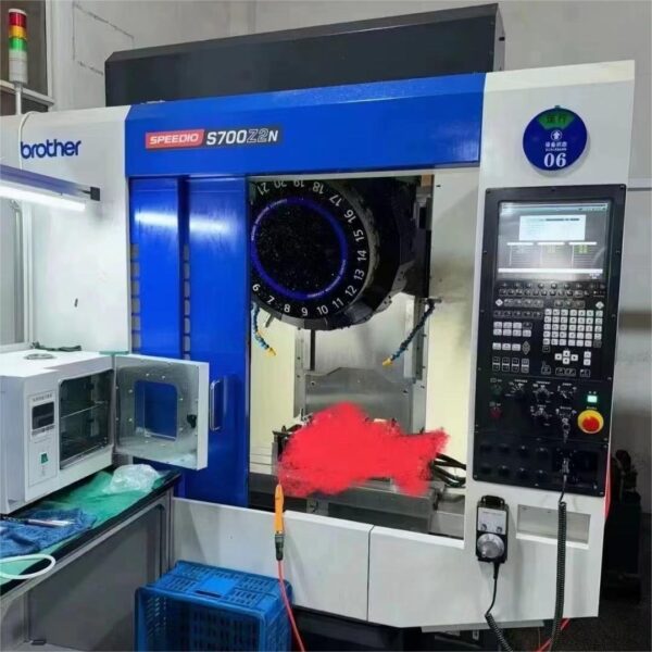 BROTHER S700 Drill Tap Center