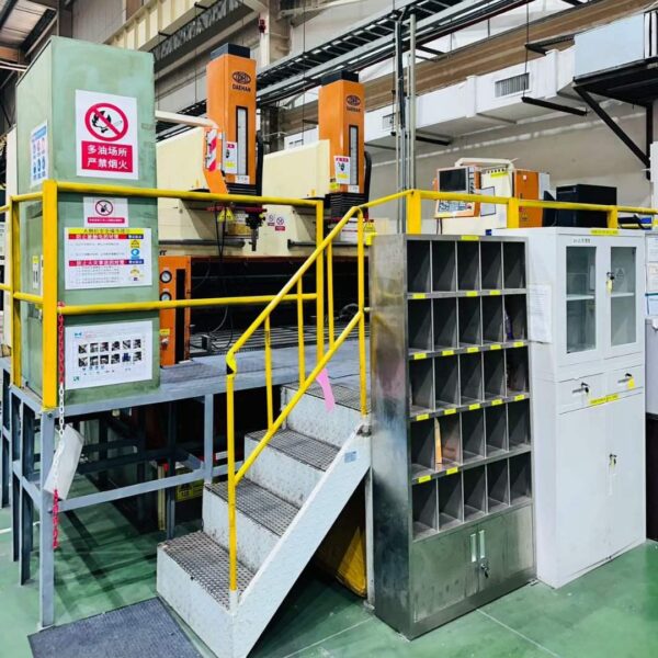 เครื่อง EDM หัวคู่ DAEHAN EDM2500 มือสอง