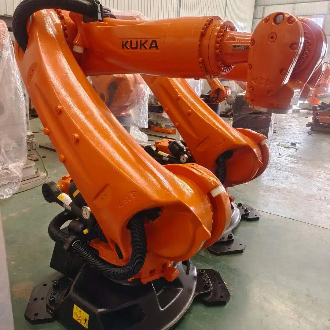 Robot KUKA KR210R2700 usato Robot KUKA KR210R2700 usato