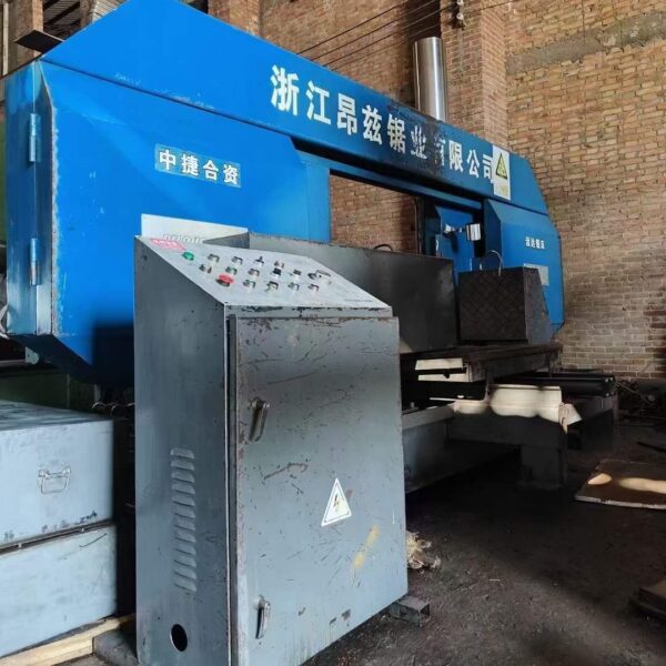 Gebrauchte horizontale Plattensäge GB42100