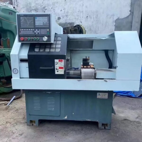 CJK0640 เครื่องกลึงซีเอ็นซี