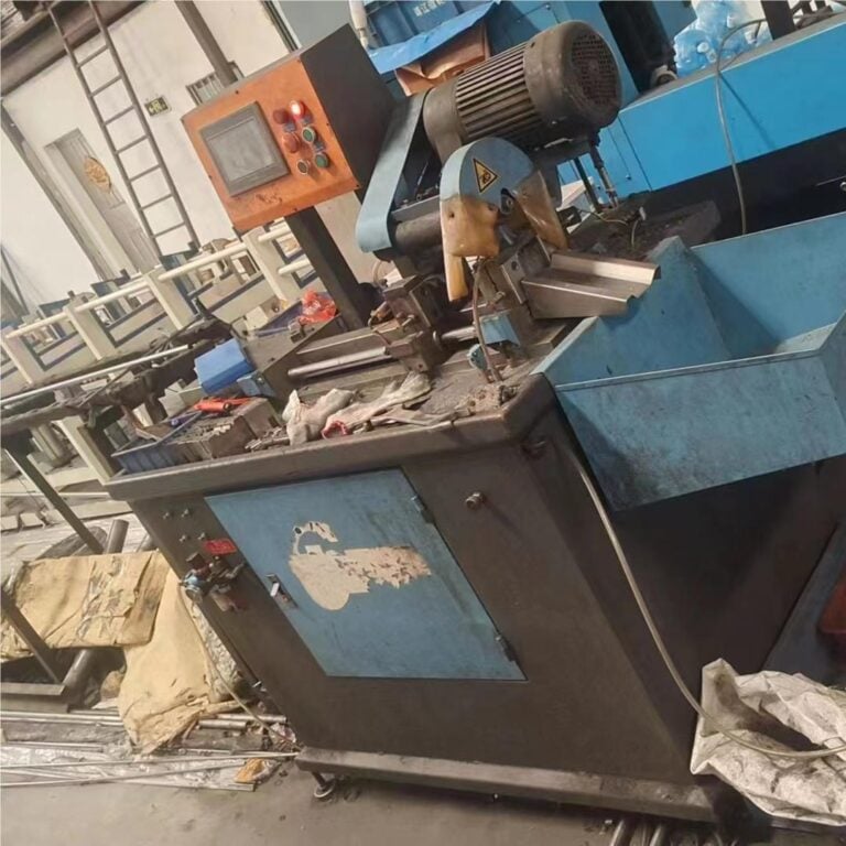 60 Waterjet Cutting Machine