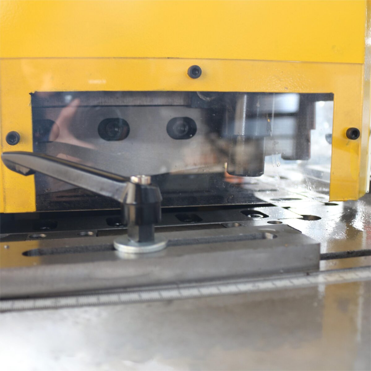 QF28Y-6×250 Notching Machine