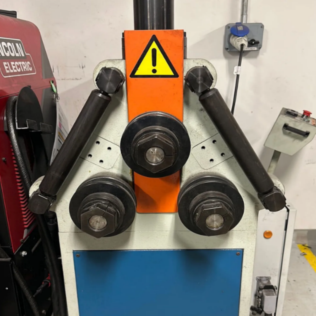 Macchina curvatrice per profili metallici R-H45 Macchina curvatrice per profili metallici R-H45