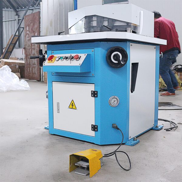 QX28Y 6×220 Variable Angle Notcher