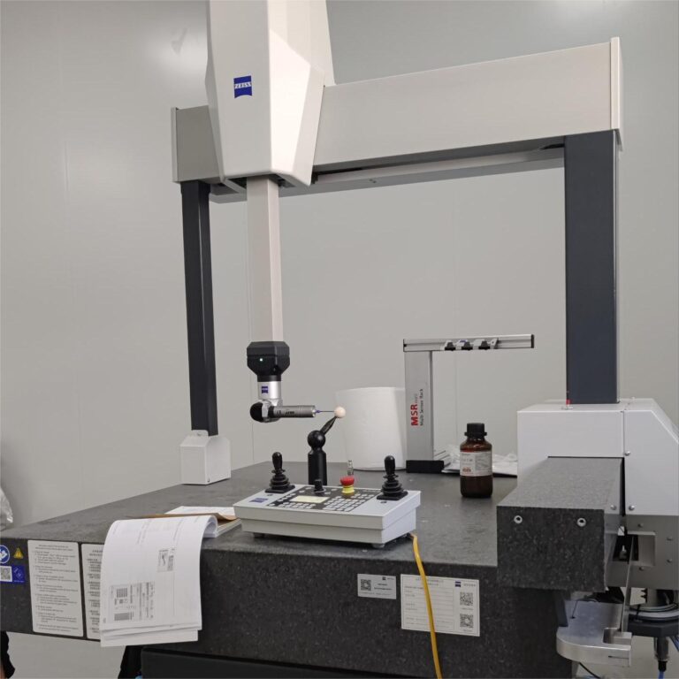 10166RDS Coordinate Measuring Machine