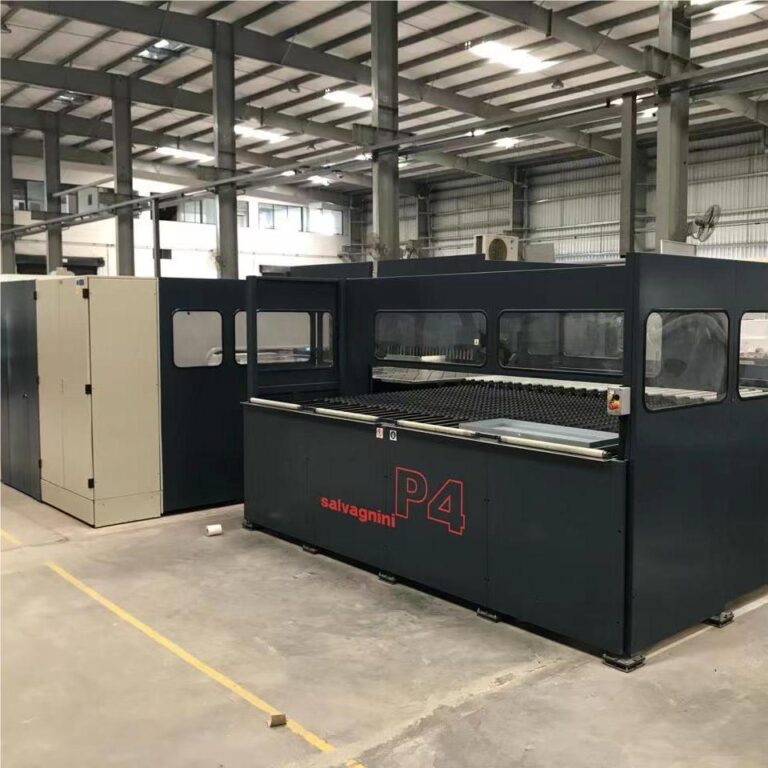 SALVAGNINI P4 2516 เครื่องดัดแผง