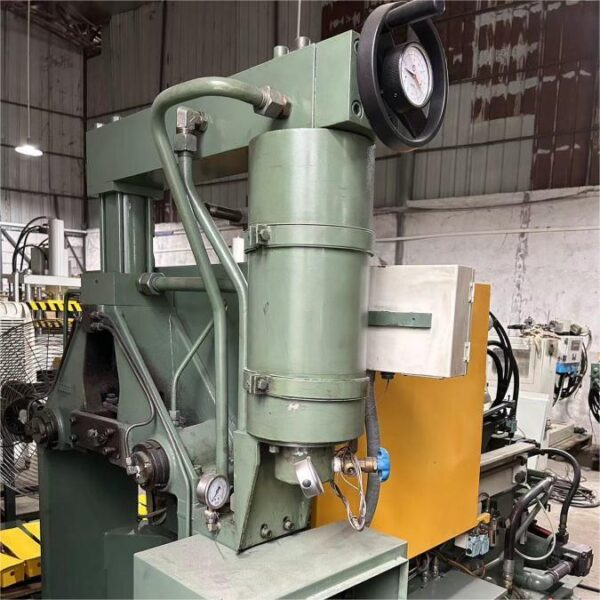 Машина для литья под давлением 280T